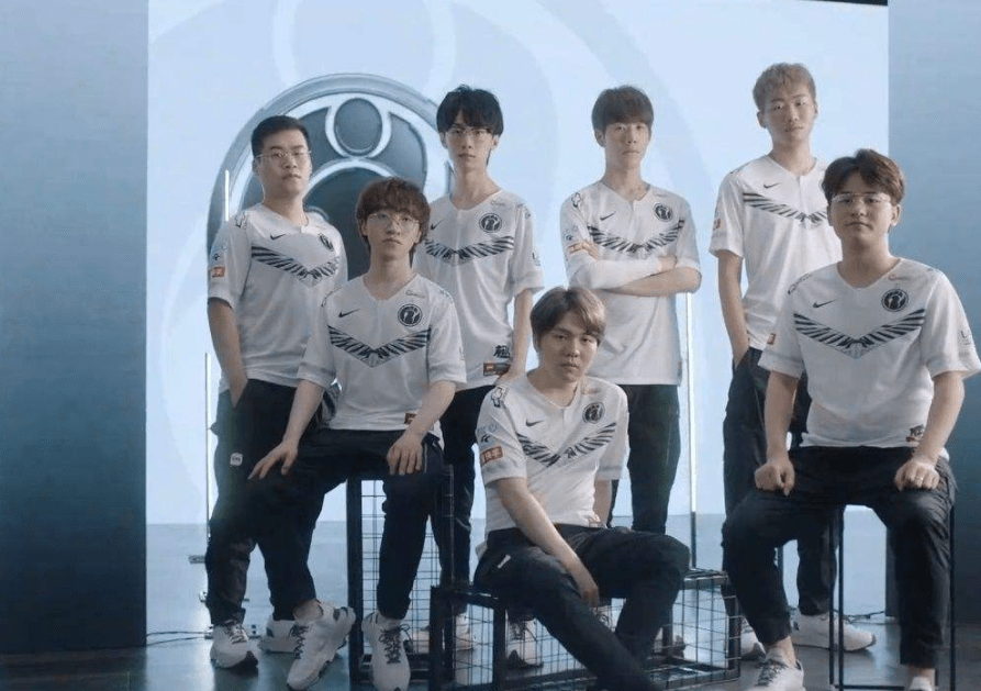 这种互相扶 这种互相扶