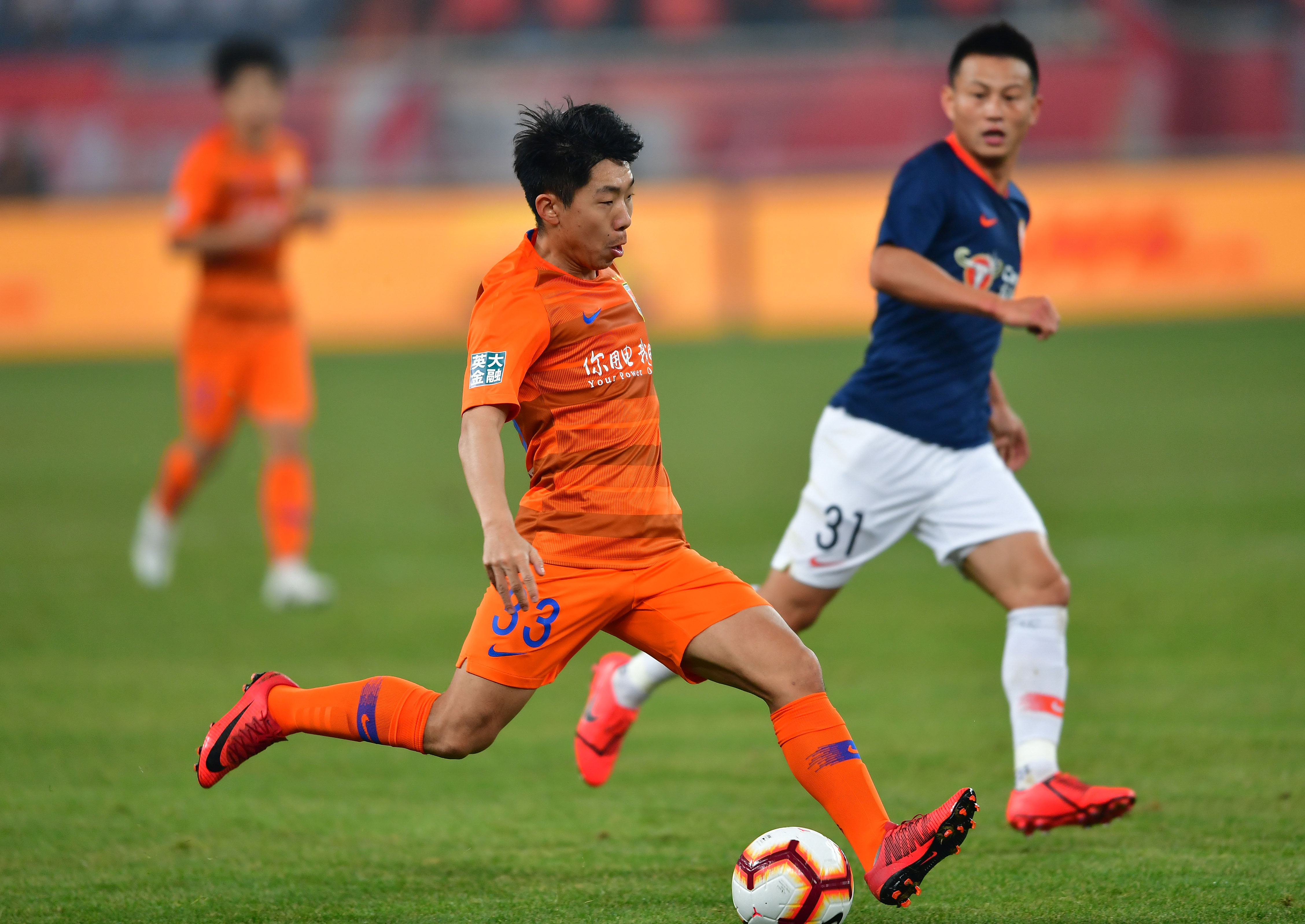 马丁尼兹以 马丁尼兹以